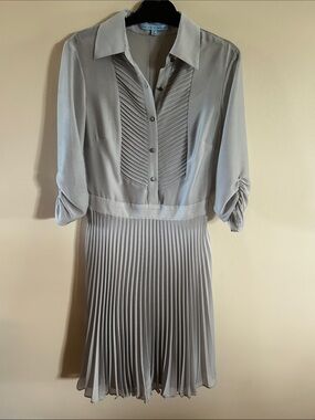 ANTONIO MELANI Elegant Light Gray with Pleats Dress